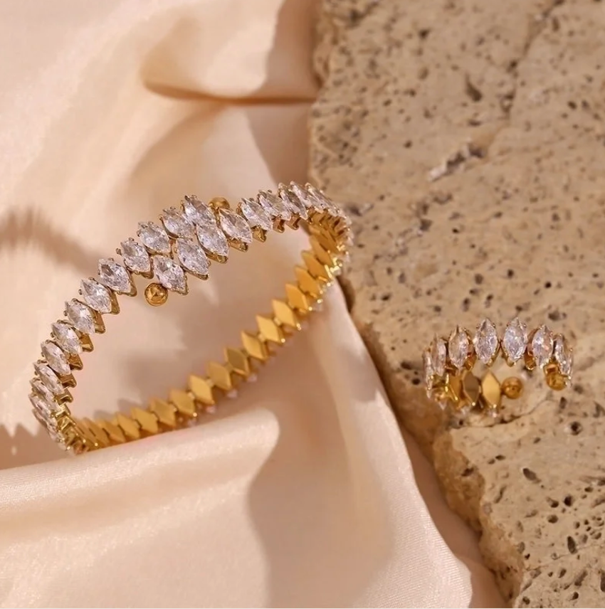 Celestia Zirkonia Bangle