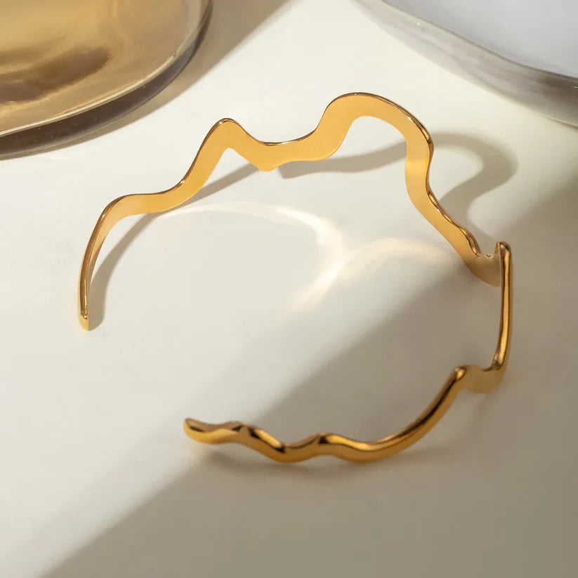 Orbit Bangle