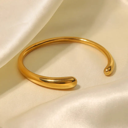 Vega Bangle