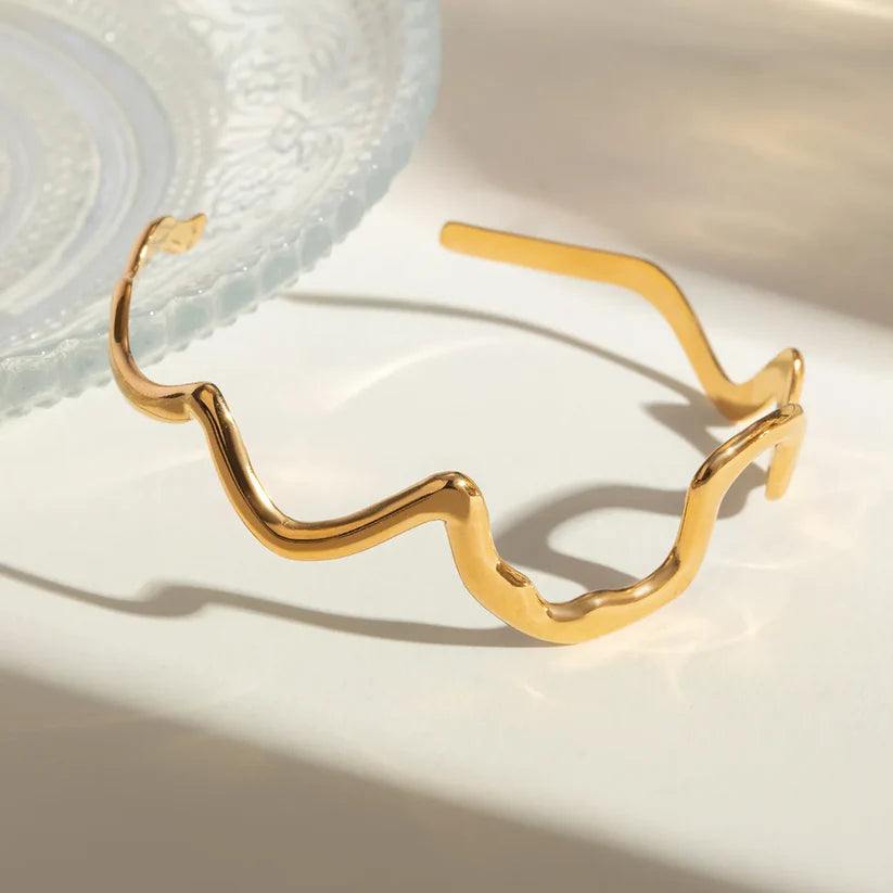 Orbit Bangle